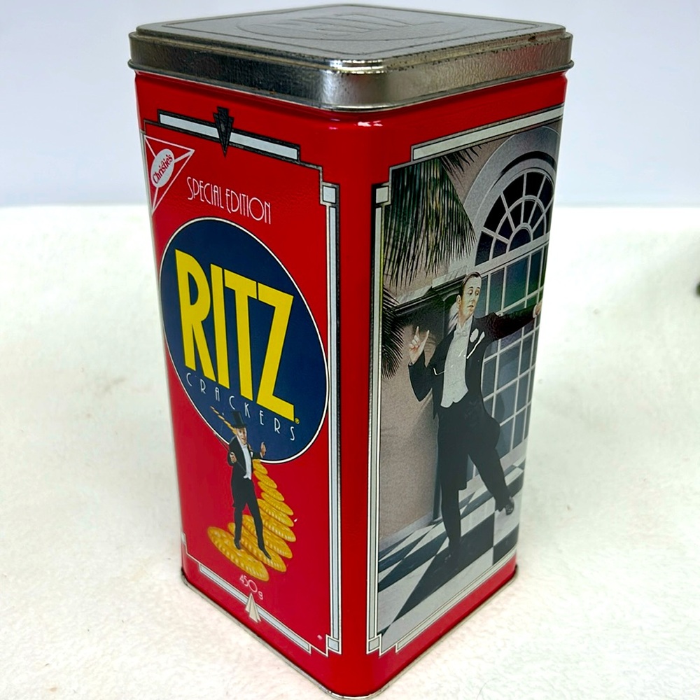Retro Christie’s Ritz Biscuits special edition 450 g  “1935 -1990” tin